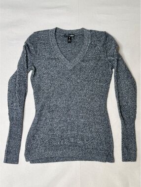 Aqua Cashmere 100% Cashmere V-Neck Sweater XS Gray Marled Long Sleeve